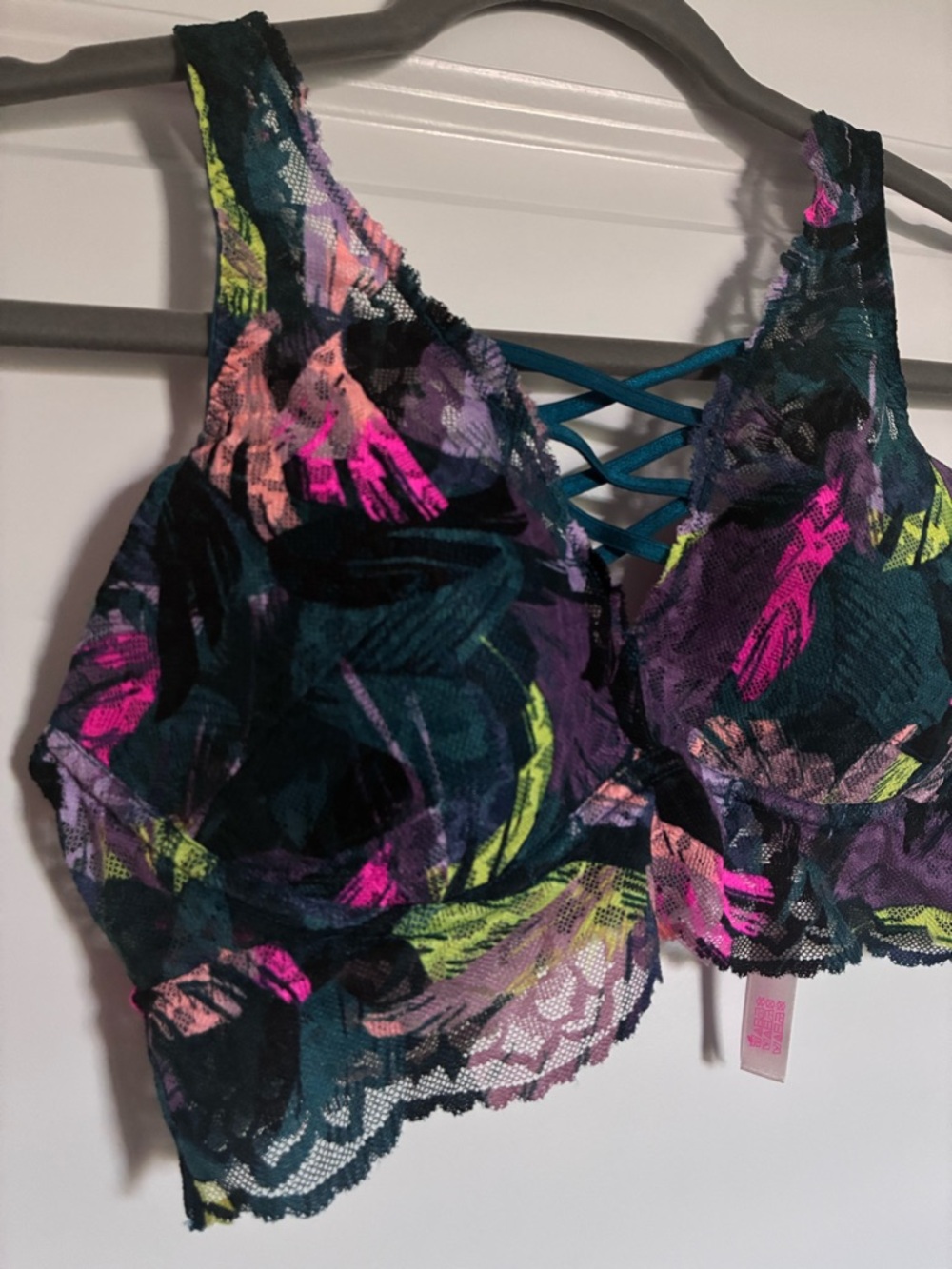 Victoria's Secret Teal Floral Lace Underwire Bra with Neon Accents - Picture 7 of 9